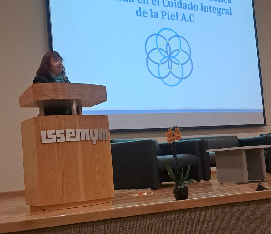 Documentación clínica en el manejo de estomas: Buenas prácticas para garantizar la seguridad del paciente.